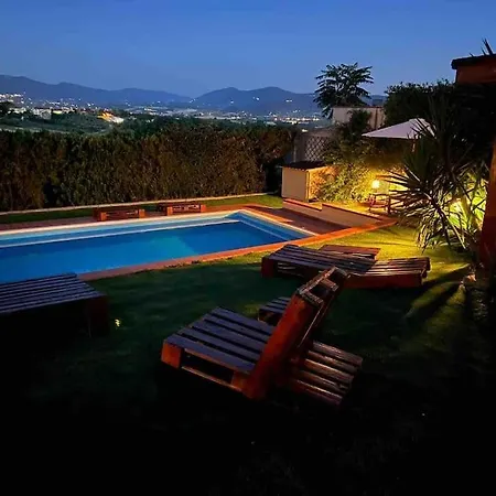 Ardito, Con Piscina *